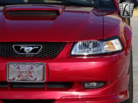2001 Ford Mustang image 32