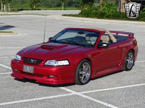 2001 Ford Mustang image 9
