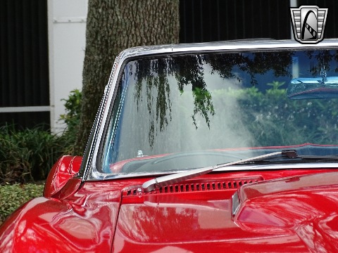 1966 Chevrolet Corvette image 30