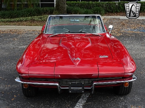 1966 Chevrolet Corvette image 6