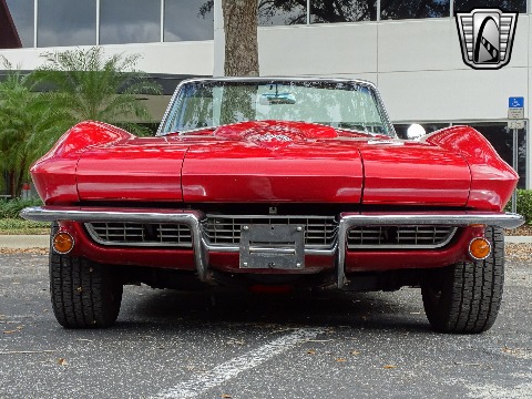 1966 Chevrolet Corvette image 8