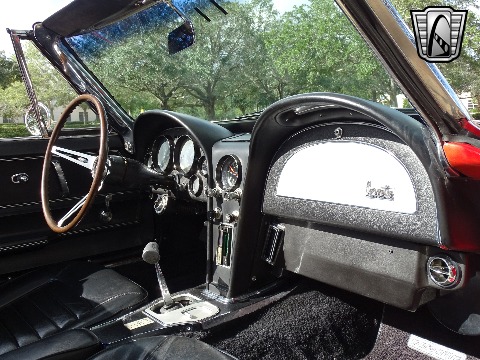 1966 Chevrolet Corvette image 112