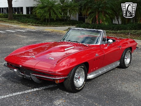 1966 Chevrolet Corvette image 9