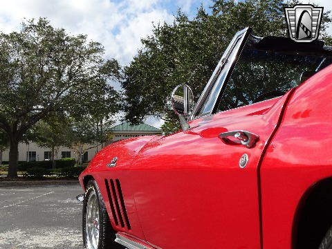 1966 Chevrolet Corvette image 64