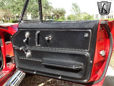 1966 Chevrolet Corvette image 117