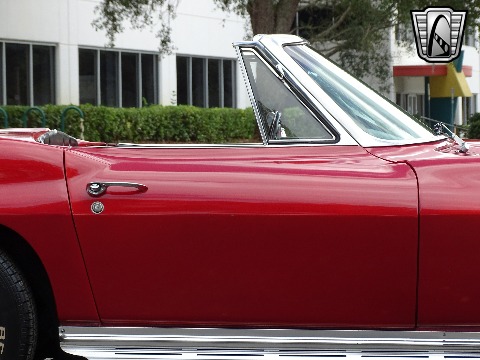 1966 Chevrolet Corvette image 40