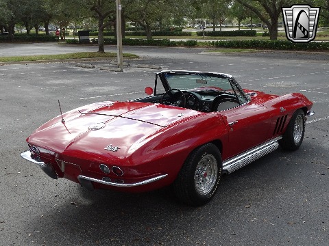 1966 Chevrolet Corvette image 21