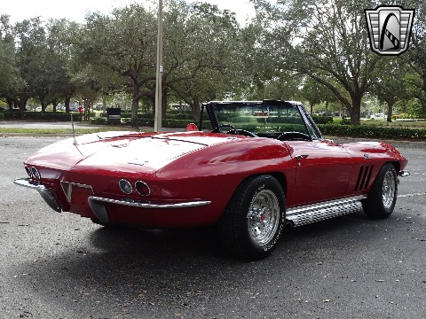 1966 Chevrolet Corvette image 22