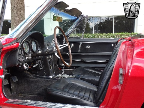 1966 Chevrolet Corvette image 100