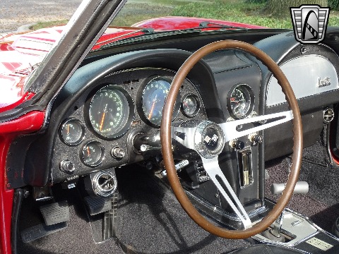 1966 Chevrolet Corvette image 102