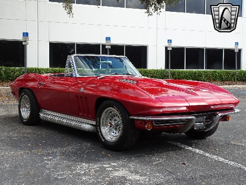 1966 Chevrolet Corvette image 28