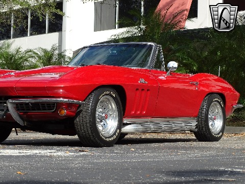 1966 Chevrolet Corvette image 54