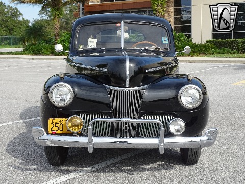 1941 Ford Coupe image 7