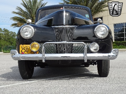 1941 Ford Coupe image 8