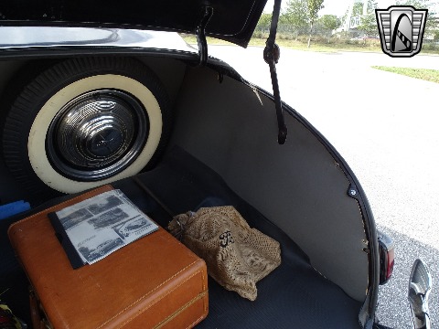 1941 Ford Coupe image 115