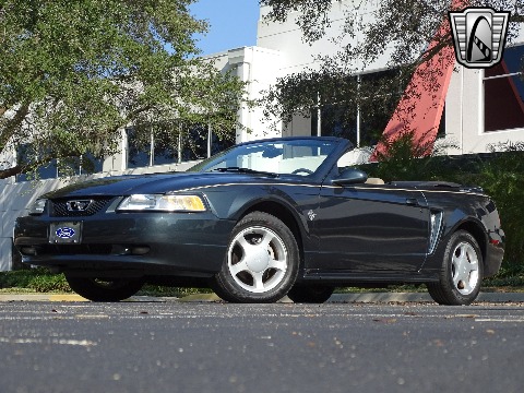 1999 Ford Mustang image 5