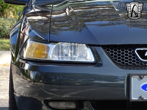 1999 Ford Mustang image 31