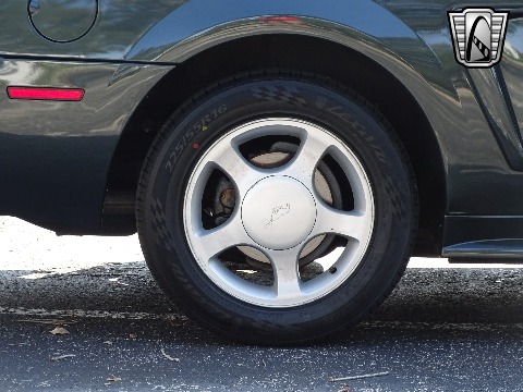 1999 Ford Mustang image 45