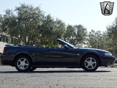 1999 Ford Mustang image 26