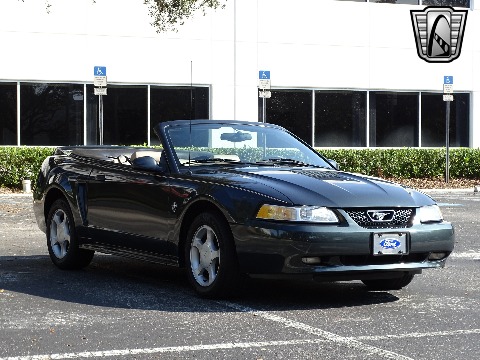 1999 Ford Mustang image 28