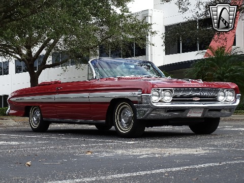 1961 Oldsmobile Starfire image 29