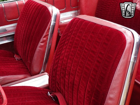 1961 Oldsmobile Starfire image 107