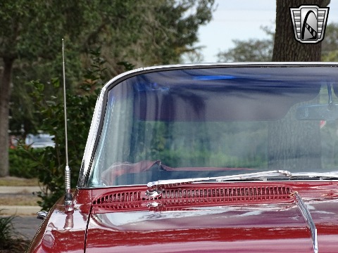 1961 Oldsmobile Starfire image 30