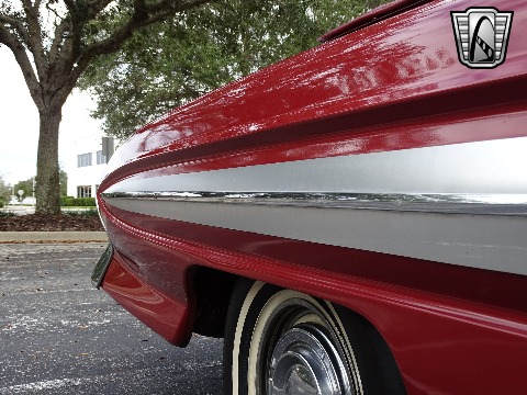 1961 Oldsmobile Starfire image 85