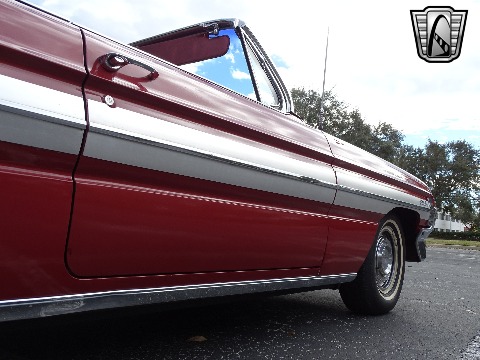 1961 Oldsmobile Starfire image 88