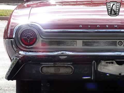 1961 Oldsmobile Starfire image 38