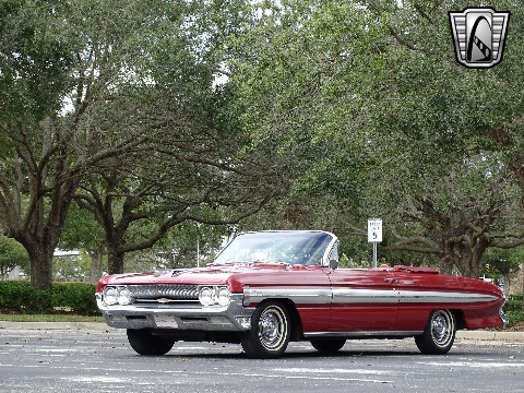 1961 Oldsmobile Starfire image 93