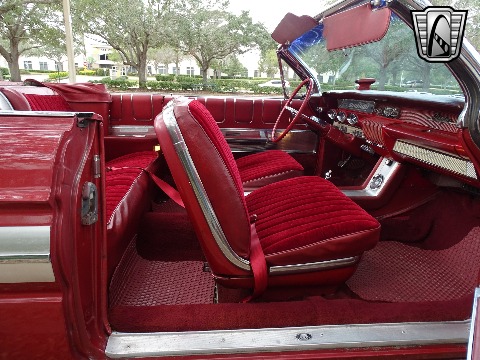 1961 Oldsmobile Starfire image 120