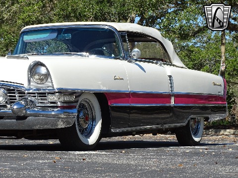 1955 Packard Caribbean image 55