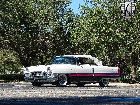 1955 Packard Caribbean image 85