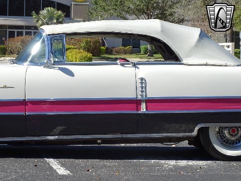 1955 Packard Caribbean image 34