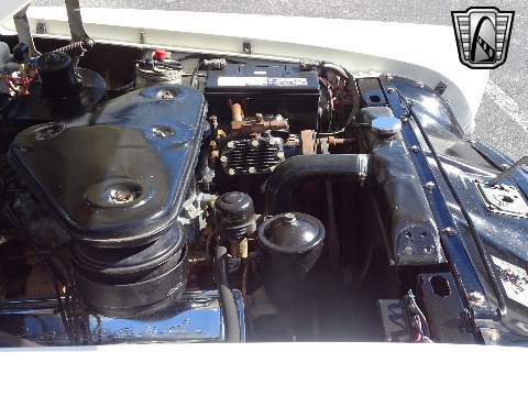 1955 Packard Caribbean image 114