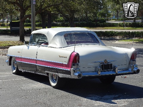 1955 Packard Caribbean image 14