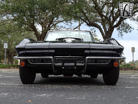 1967 Chevrolet Corvette image 8