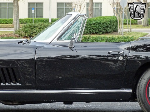 1967 Chevrolet Corvette image 35