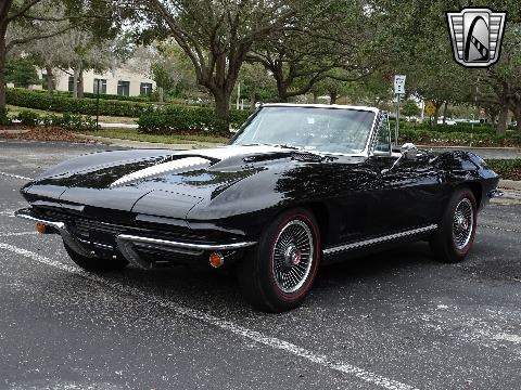1967 Chevrolet Corvette image 10