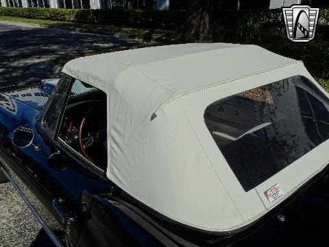 1967 Chevrolet Corvette image 114