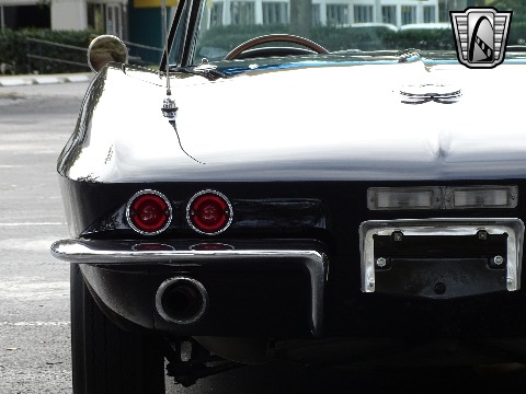 1967 Chevrolet Corvette image 37