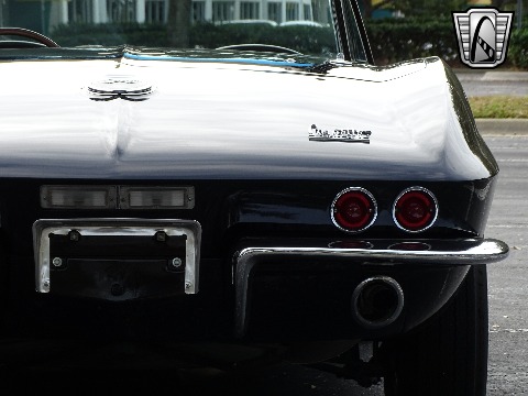1967 Chevrolet Corvette image 38