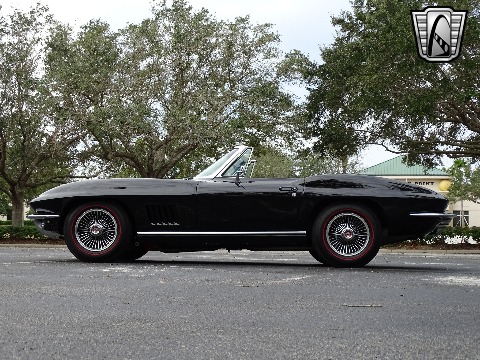 1967 Chevrolet Corvette image 14