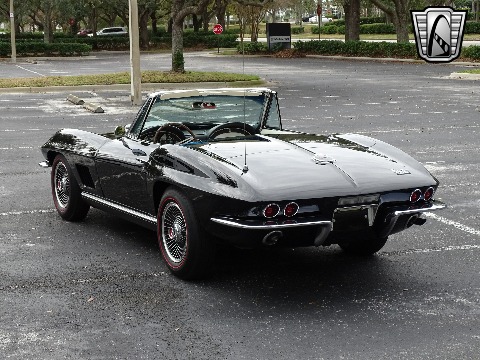 1967 Chevrolet Corvette image 15