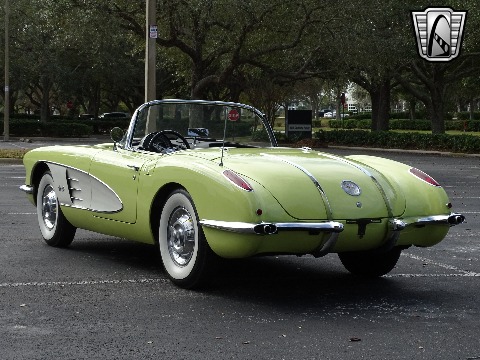 1958 Chevrolet Corvette image 17