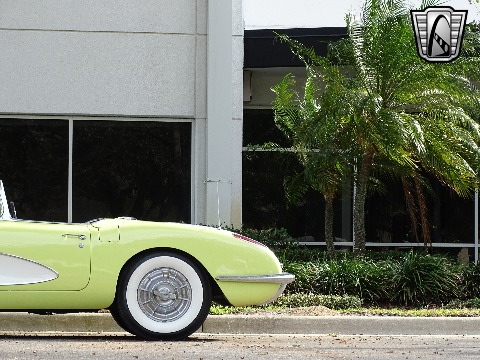 1958 Chevrolet Corvette image 101