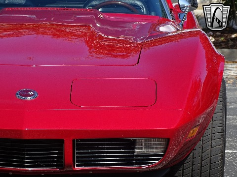 1974 Chevrolet Corvette image 32