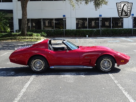 1974 Chevrolet Corvette image 24