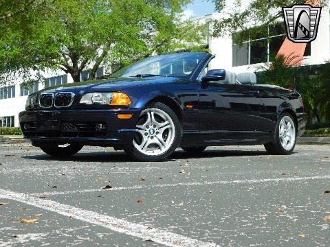 2001 BMW 330CI image 3